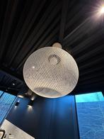 Moooi Non Random / E27 LED hanglamp 48cm lamp wit € 250,-, Huis en Inrichting, Ophalen, Zo goed als nieuw, Kunststof, High-end Lighting