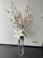 Kunstbloemen met hoge vaas, Huis en Inrichting, Ophalen, Zo goed als nieuw, Binnen