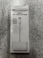 ZGAN! 4 in 1 camera card reader €12,99, Ophalen of Verzenden, Zo goed als nieuw