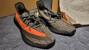Yeezy boost v2 carbon beluga 46 2/3 beschikbaar voor biedingen