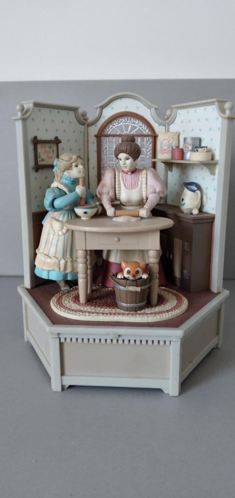 Enesco muziekdozen, Antiek en Kunst, Antiek | Speelgoed, Ophalen of Verzenden