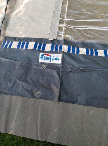 Gerjak  Tent  beschikbaar voor biedingen