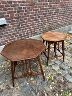 Twee antieke achthoekige tafels - ophalen in Maasbracht, Antiek en Kunst, Ophalen
