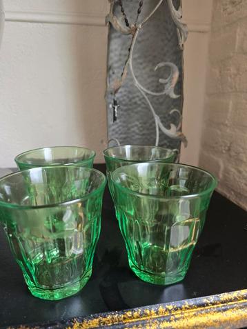 4 prachtige oude glazen uit frankrijk beschikbaar voor biedingen