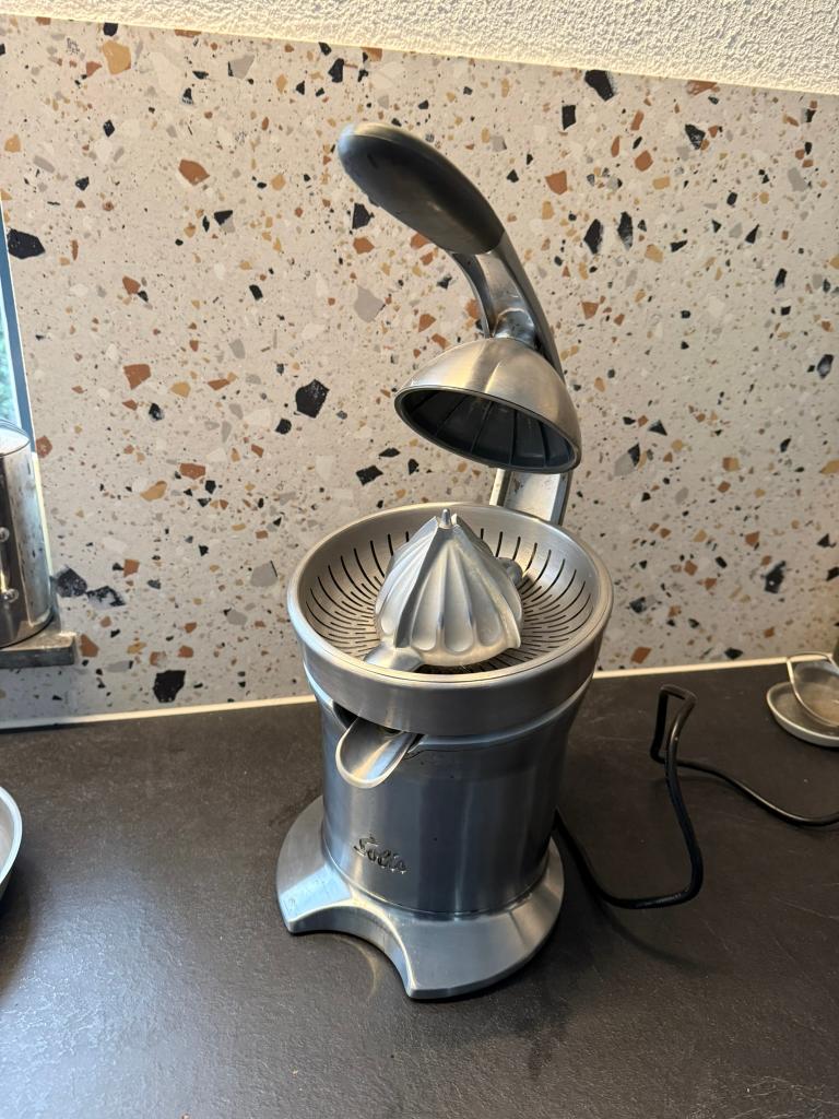SOLIS Sinasappelpers 845, Witgoed en Apparatuur, Juicers, Ophalen, Gebruikt, Elektrisch, Citruspers