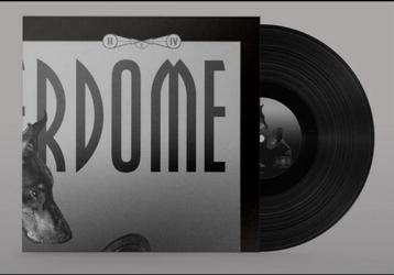 Thunderdome vinyl series II/IV beschikbaar voor biedingen