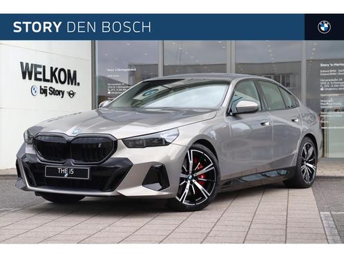 BMW i5 eDrive40 M Sport / Trekhaak / Achteruitrijcamera / Ad, Auto's, BMW, Bedrijf, Te koop, i5, Achteruitrijcamera, Alarm, Bochtverlichting