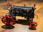 Ertl Precision Series Farmall F-20 tractor 1:16 in doos, Hobby en Vrije tijd, Ophalen, Zo goed als nieuw, Overige typen, ERTL