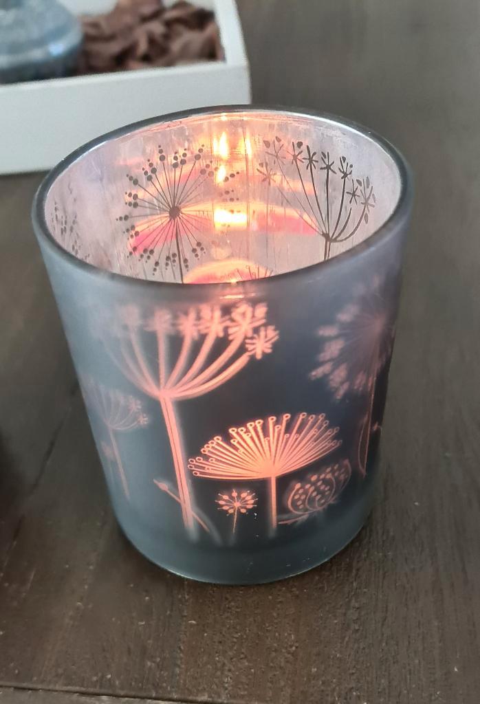2 mooie waxine lichtjes houder, Huis en Inrichting, Woonaccessoires | Kandelaars en Kaarsen, Gebruikt, Kandelaar, Minder dan 25 cm