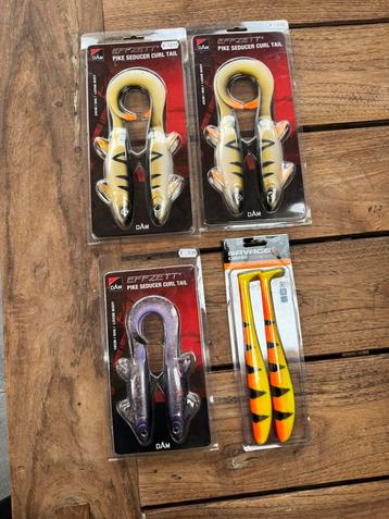 een mooi pakket groot rubber 18 - 23cm dam en savage gear  beschikbaar voor biedingen