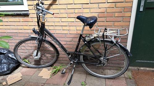 Fiets gratis MOET DINSDAG OPGEHAALD, Fietsen en Brommers, Fietsen | Dames | Damesfietsen, Gebruikt, Sparta, Ophalen