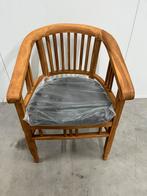 Stoel met lichte schade - nog bruikbaar!, Huis en Inrichting, Stoelen, Gebruikt, Bruin, Ophalen of Verzenden, Eén