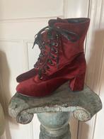 Mooie fluwelen rijglaarsjes maat 39, Kleding | Dames, Schoenen, Lage of Enkellaarzen, Nieuw, Ophalen of Verzenden, Rood