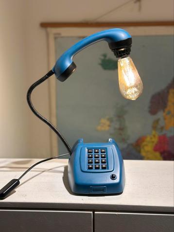 Vintage Telefoonlamp beschikbaar voor biedingen