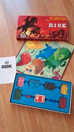 RISK spel rode doos, Hobby en Vrije tijd, Gezelschapsspellen | Bordspellen, Ophalen of Verzenden, Zo goed als nieuw