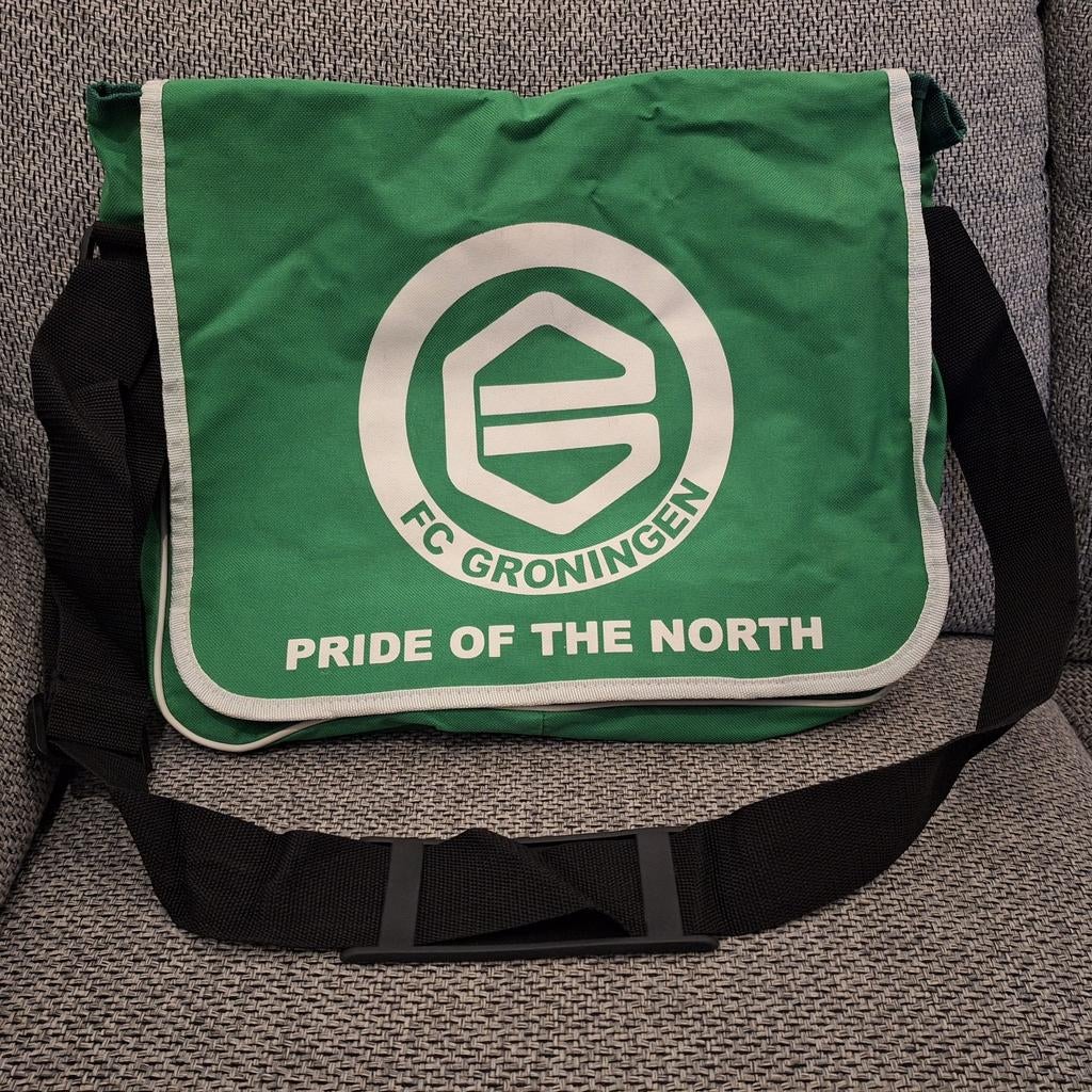FCGroningen tas maten: 40 x 30x 10 cm ( ongeveer), Sieraden, Tassen en Uiterlijk, Ophalen of Verzenden, Zo goed als nieuw