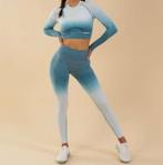 Deep Teal ombré seamless crop top & leggings (Gymshark), Kleding | Dames, Sportkleding, Blauw, Ophalen of Verzenden, Maat 34 (XS) of kleiner