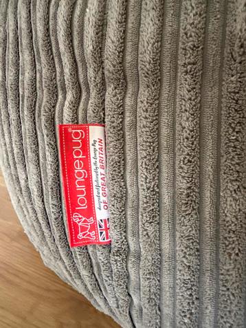 Loungepug Grijze Corduroy Zitzak beschikbaar voor biedingen