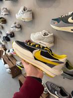 Nike Sacai Waffle Geel Maat 46 - Nieuw!, Overige kleuren, Nike, Nieuw, Ophalen of Verzenden