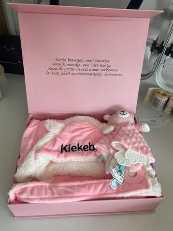 Kraamcadeau babydeken knuffel b keuzes van 79 nu 27,50!!! beschikbaar voor biedingen