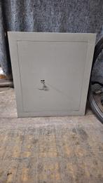kluis brandkast wapenkluis, Huis en Inrichting, Ophalen, Gebruikt, Brandkast