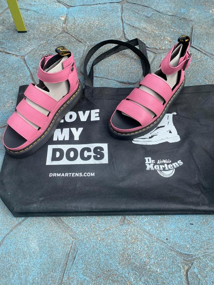 Doc Martens Clarissa II Quad. Aunt Sally. 43, Kleding | Dames, Schoenen, Nieuw, Sandalen of Muiltjes, Roze, Ophalen of Verzenden