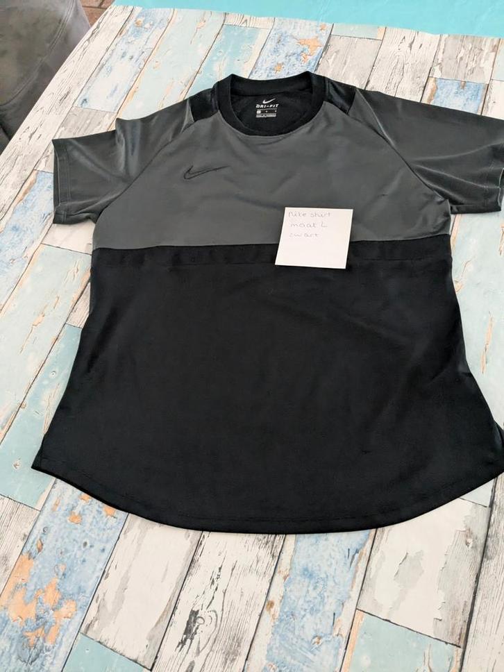 Nike shirt maat L, Kleding | Heren, T-shirts, Gedragen, Maat 52/54 (L), Ophalen of Verzenden