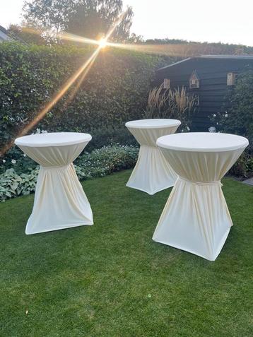 TE KOOP!!! Statafels met overtrek beschikbaar voor biedingen