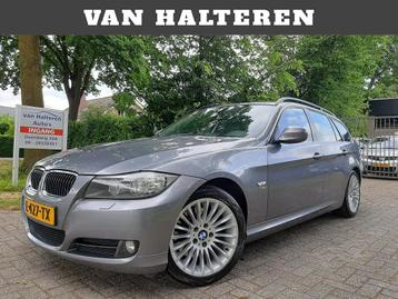 BMW 325I XDRIVE T 3.0 Airco/Clima Leder Navigatie Touring beschikbaar voor biedingen