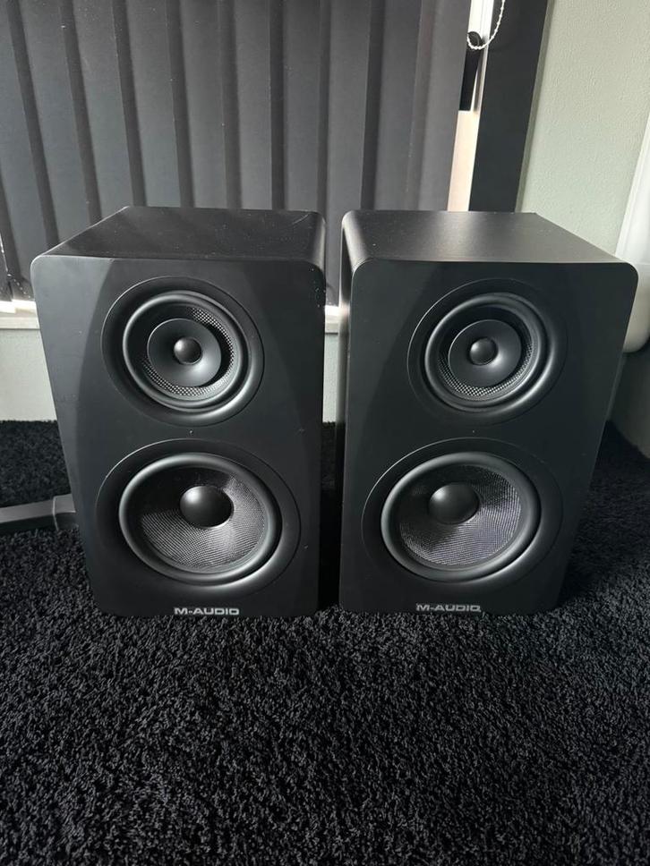 M-Audio M3-8 zwarte speakers 220w, Audio, Tv en Foto, Luidsprekers, Gebruikt, Front, Rear of Stereo speakers, 120 watt of meer