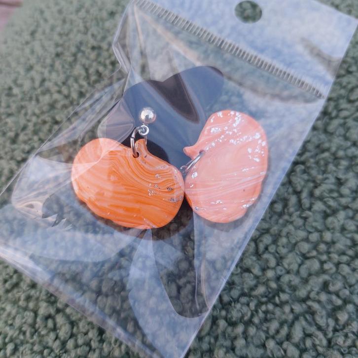 Handgemaakte Oorbellen, Sieraden, Tassen en Uiterlijk, Oorbellen, Nieuw, Overige materialen, Ophalen of Verzenden