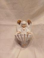 Antiek Frans Engelen-wijwaterbakje hoogte16 cm, breedte 8 cm, Ophalen of Verzenden