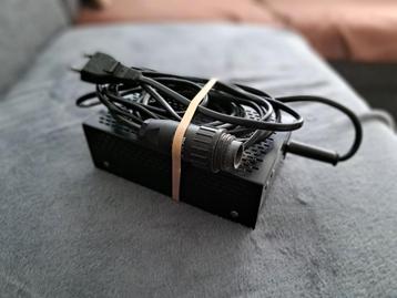 24 volt oplader   beschikbaar voor biedingen