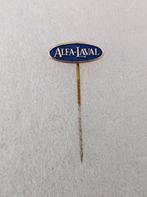mooie volmetaal blauwe speld van ALFA LAVAL melkmachines, Verzamelen, Speldjes, Pins en Buttons, Ophalen of Verzenden, Overige onderwerpen