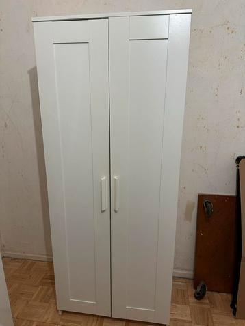 Ikea brimnes kast beschikbaar voor biedingen