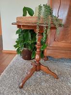 Wijntafel bijzet tafel Richelieu france handmade kersen hout, Ophalen