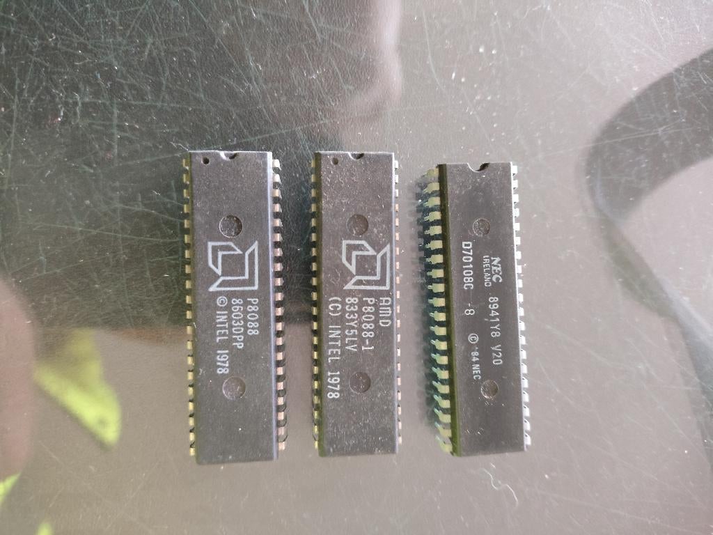 Intel 8088 cpu , Nev V20 cpu , Intel 8088-1 cpu, Ophalen of Verzenden, Intel