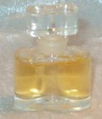 Volle parfum miniatuur - Estee lauder white linen lichte dop, Ophalen of Verzenden, Zo goed als nieuw, Miniatuur, Gevuld