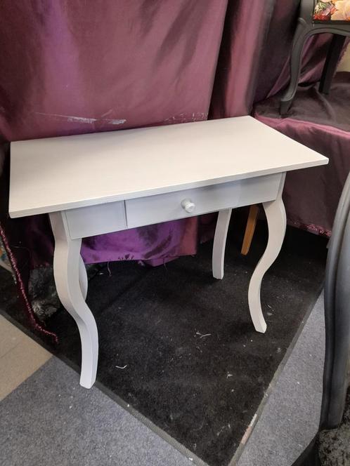 Nette witte side tafel, Huis en Inrichting, Tafels | Sidetables, Zo goed als nieuw, 25 tot 50 cm, Rechthoekig, Ophalen of Verzenden