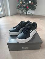 Puma Sneakers Maat 40 (valt als 39), Ophalen of Verzenden, Zo goed als nieuw, Zwart, Sneakers of Gympen