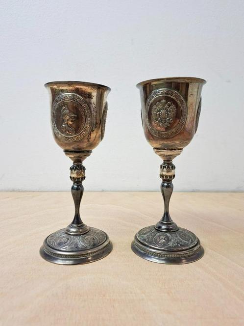 Twee zilverkleurige Russische bokalen – 19e eeuw, Antiek en Kunst, Antiek | Goud en Zilver, Zilver, Ophalen of Verzenden