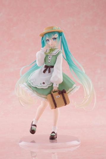 Hatsune Miku Statue Hatsune Miku Fashion Country Ver. 18 cm beschikbaar voor biedingen