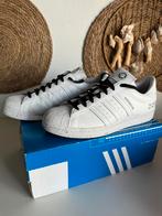Adidas Superstar Clean Classic, Wit, Zo goed als nieuw, Sneakers of Gympen, Adidas