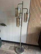 Metalen vloerlamp met 3 amberglas lampenkappen, Ophalen, Zo goed als nieuw, Metaal, 150 tot 200 cm