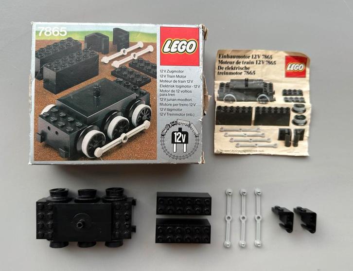 Lego treinset 12v, diverse onderdelen, Kinderen en Baby's, Speelgoed | Duplo en Lego, Gebruikt, Lego, Ophalen of Verzenden