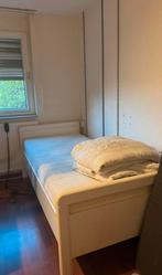 Éénpersoonsbed te koop met motor, Ophalen, Zo goed als nieuw, Eenpersoons
