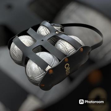 Jeu de boules vintage set van 4 ballen beschikbaar voor biedingen