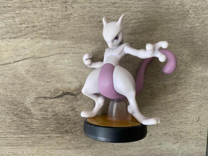 Nintendo Amiibo Mewtwo Nr 51 Super Smash Bros series Pokemon, Spelcomputers en Games, Games | Nintendo Switch, Zo goed als nieuw