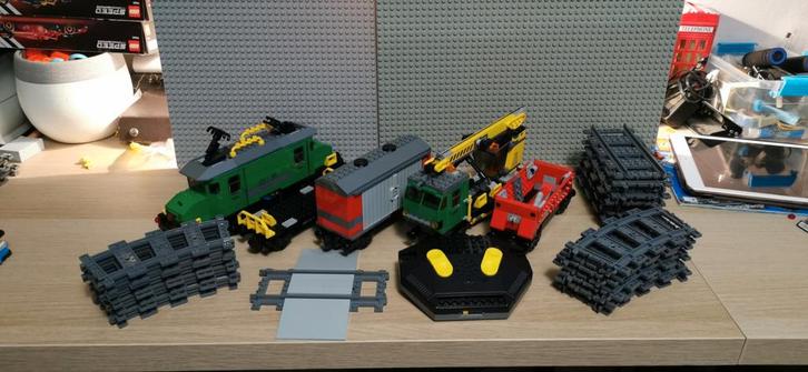 Complete Lego Trein Set 7898 met Werkende Locomotief, Kinderen en Baby's, Speelgoed | Duplo en Lego, Ophalen of Verzenden