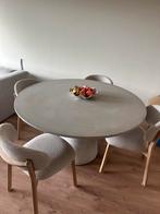 Goossens Beton Eettafel Stone - Lichtgrijs/beige - 140 cm, Huis en Inrichting, Tafels | Eettafels, Ophalen, Overige materialen